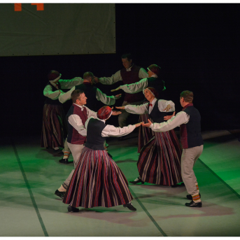 Līgo Zemgalē un Sēlijā. Sēšana. - Foto: Jānis Tiļčiks