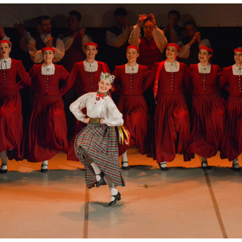 Līgo Zemgalē un Sēlijā. Sēšana. - Foto: Jānis Tiļčiks