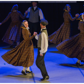 Līgo Zemgalē un Sēlijā. Sēšana. - Foto: Jānis Tiļčiks