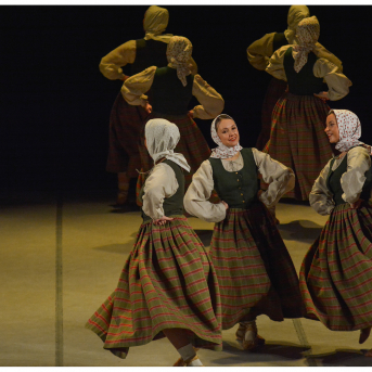 Līgo Zemgalē un Sēlijā. Sēšana. - Foto: Jānis Tiļčiks