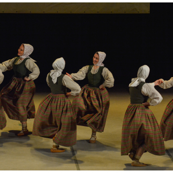 Līgo Zemgalē un Sēlijā. Sēšana. - Foto: Jānis Tiļčiks