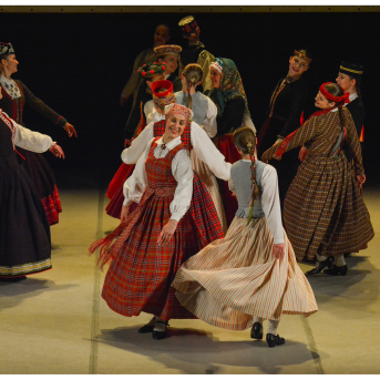 Līgo Zemgalē un Sēlijā. Sēšana. - Foto: Jānis Tiļčiks