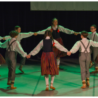 Līgo Zemgalē un Sēlijā. Sēšana. - Foto: Jānis Tiļčiks