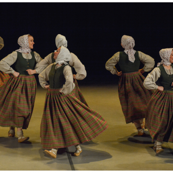 Līgo Zemgalē un Sēlijā. Sēšana. - Foto: Jānis Tiļčiks