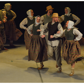 Līgo Zemgalē un Sēlijā. Sēšana. - Foto: Jānis Tiļčiks