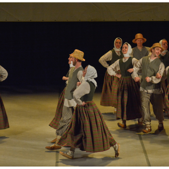 Līgo Zemgalē un Sēlijā. Sēšana. - Foto: Jānis Tiļčiks