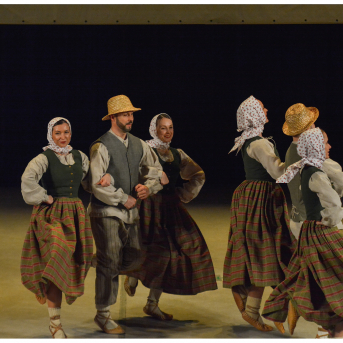 Līgo Zemgalē un Sēlijā. Sēšana. - Foto: Jānis Tiļčiks