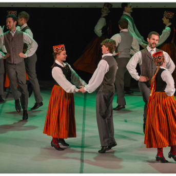 Līgo Zemgalē un Sēlijā. Sēšana. - Foto: Jānis Tiļčiks