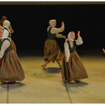 Līgo Zemgalē un Sēlijā. Sēšana. - Foto: Jānis Tiļčiks