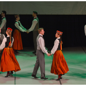 Līgo Zemgalē un Sēlijā. Sēšana. - Foto: Jānis Tiļčiks