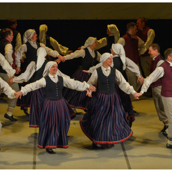 Līgo Zemgalē un Sēlijā. Sēšana. - Foto: Jānis Tiļčiks