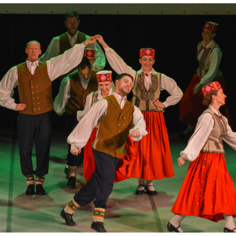 Līgo Zemgalē un Sēlijā. Sēšana. - Foto: Jānis Tiļčiks