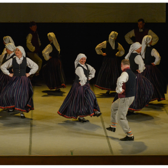 Līgo Zemgalē un Sēlijā. Sēšana. - Foto: Jānis Tiļčiks