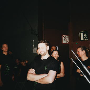 Marts 2025 / Filmiņa #3 - Martā dzīvojām kā labsajūtas kūrortā—starp labiem draugiem un jautriem pārsteigumiem. Izdejoti divi #Līgo80 koncerti un sirdis piepildītas līdz maliņām. Esam izauguši līdz aprīlim. Foto–Elza Luīze Zariņa