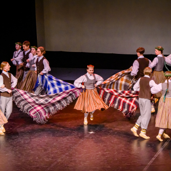 Līgo Latgalē. Plaukšana. - 