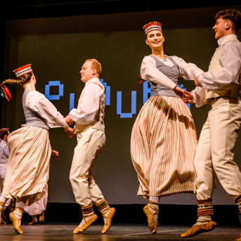 Līgo Latgalē. Plaukšana. - 