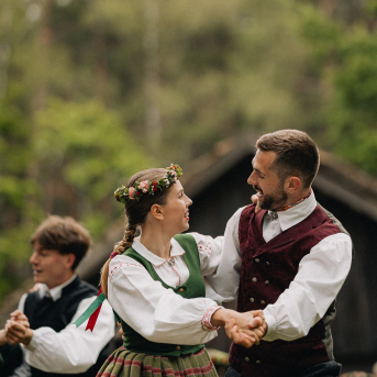 LĪGO. DIŽDIENA. LATGALES SĀDŽA - 