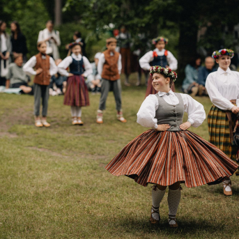 LĪGO. DIŽDIENA. ZEMGALES ZEMNIEKA SĒTA - 