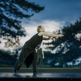 LĪGO. DIŽDIENA. Skatuviskās dejas mistērija. "MĒS DEVIŅI BĀLELIŅI" - 