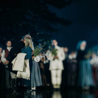 LĪGO. DIŽDIENA. Skatuviskās dejas mistērija. "MĒS DEVIŅI BĀLELIŅI" - 