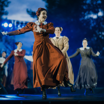 LĪGO. DIŽDIENA. Skatuviskās dejas mistērija. "MĒS DEVIŅI BĀLELIŅI" - 