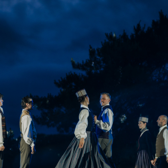 LĪGO. DIŽDIENA. Skatuviskās dejas mistērija. "MĒS DEVIŅI BĀLELIŅI" - 