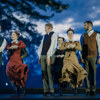 LĪGO. DIŽDIENA. Skatuviskās dejas mistērija. "MĒS DEVIŅI BĀLELIŅI" - 