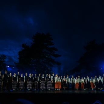 LĪGO. DIŽDIENA. Skatuviskās dejas mistērija. "MĒS DEVIŅI BĀLELIŅI" - 