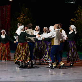 Deju lielkoncerts Ķekavā "Saule iepin deju bizē" - 