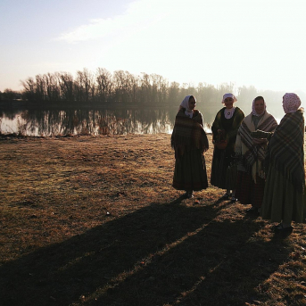Lielo dienu gaidīdami  - 