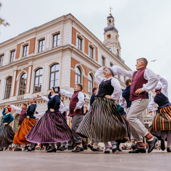 Deju lielkoncerts "Vidusvasaras dzīvestības" | 18.06.2026. - 